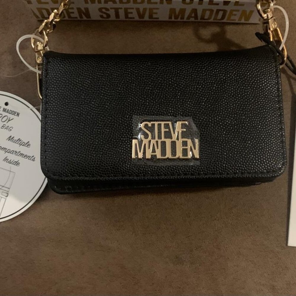 This Steve Madden wallet